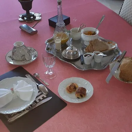Chez Celine Sens-de-Bretagne