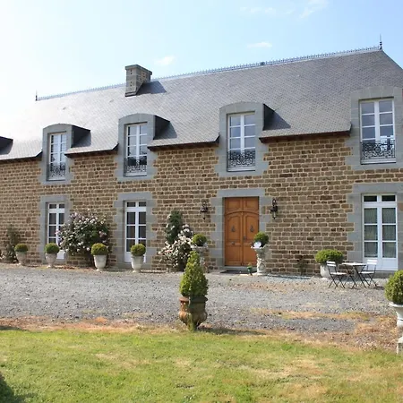 Chez Celine Bed & Breakfast Sens-de-Bretagne