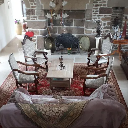 Chez Céline Sens-de-Bretagne